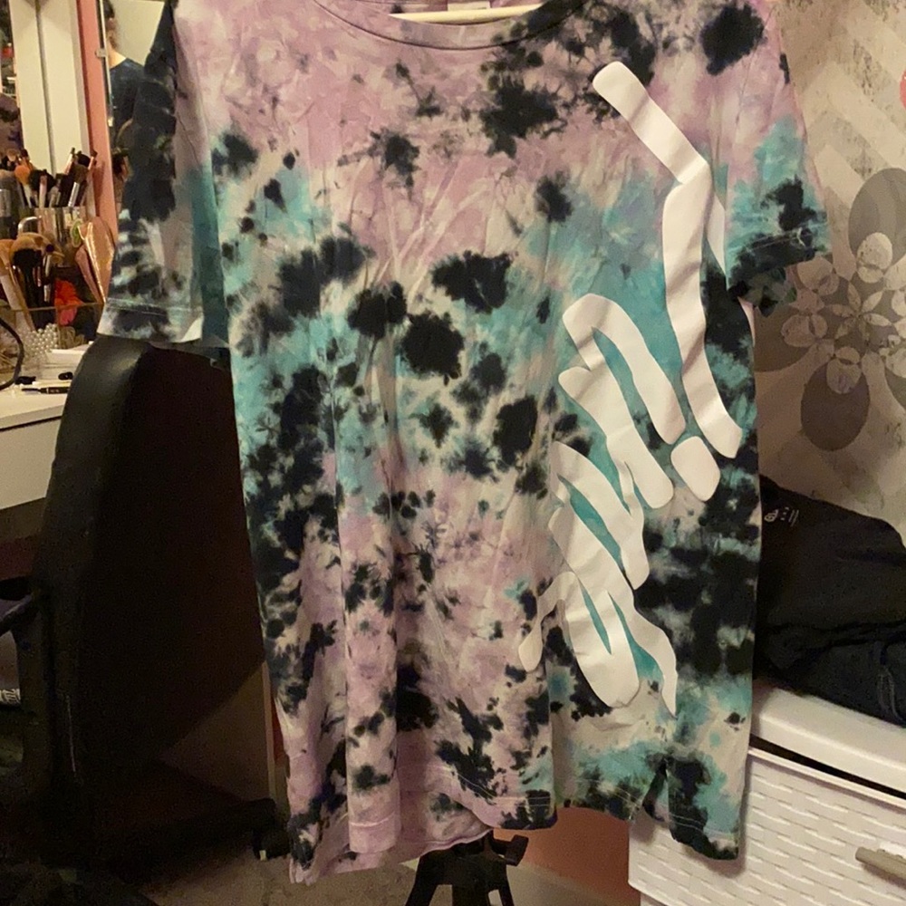 PINK t shirt